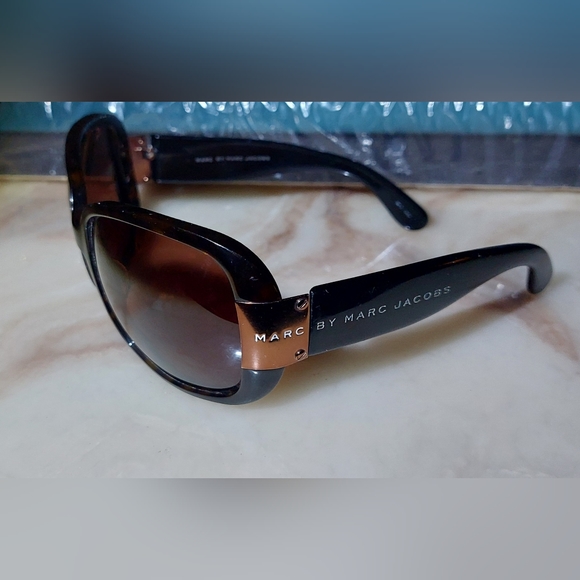 Marc by Marc Jacobs oversized Sunglasses - Picture 3 of 7